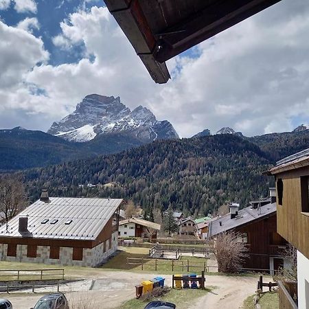 Appartamento A San Vito Di Cadore Luaran gambar