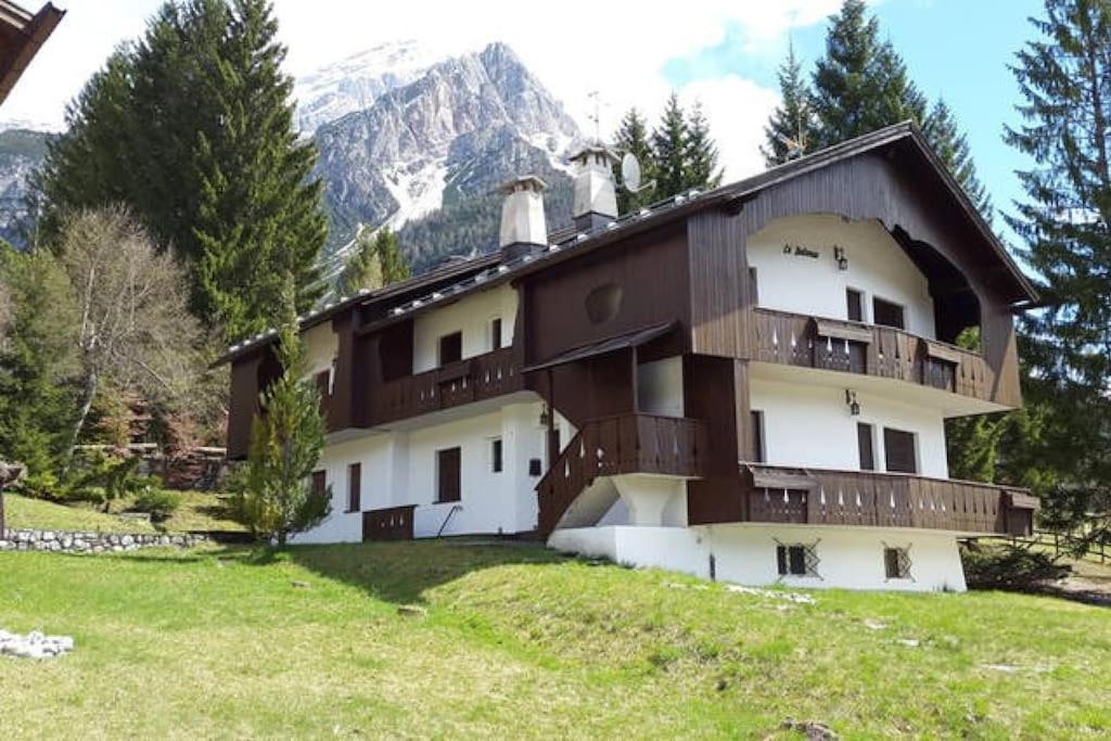 Appartamento A San Vito Di Cadore Luaran gambar