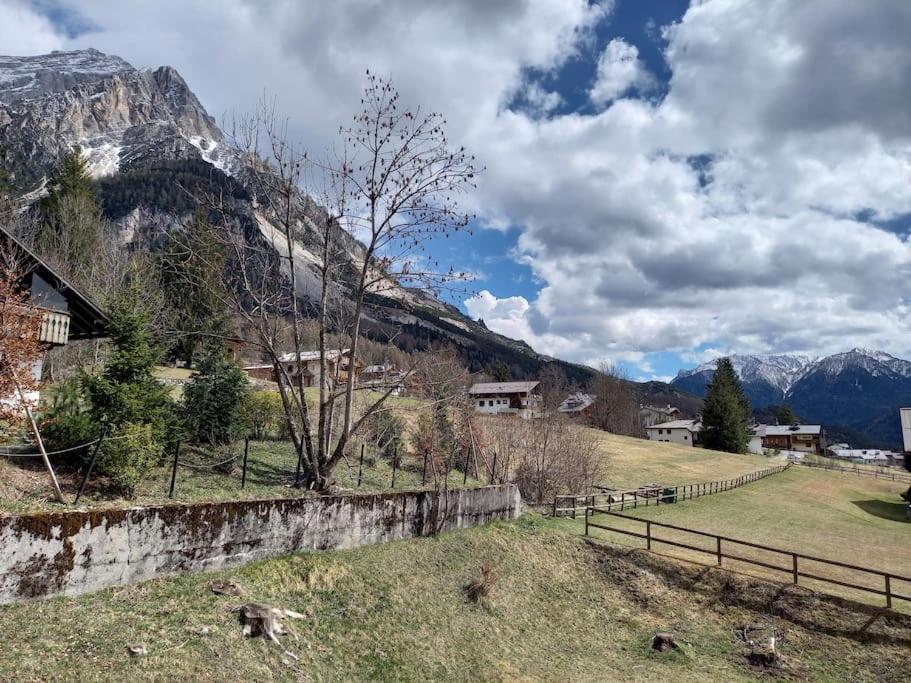 Appartamento A San Vito Di Cadore Luaran gambar